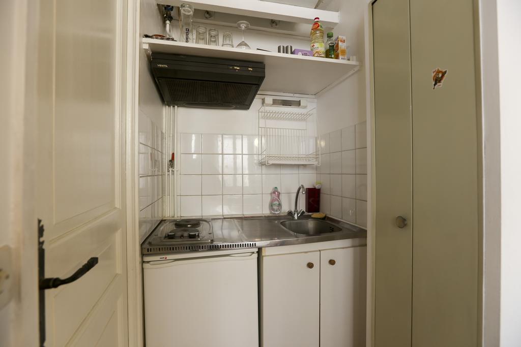 Lovely And Typical 1 Bedroom Paris Phòng bức ảnh